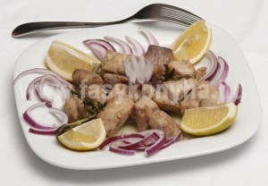 menu Tiszacsegei olajos harcsa lilahagymval fill 550x381