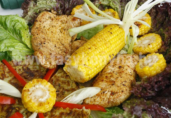 menu Fokhagymás pulykamellfilé sült csemegekukoricával lapcsánkával